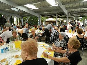 AOBR 2014 06 22 JUIN MARIGNANE REPAS PORCELET A LA BROCHE (157) par G Montaner